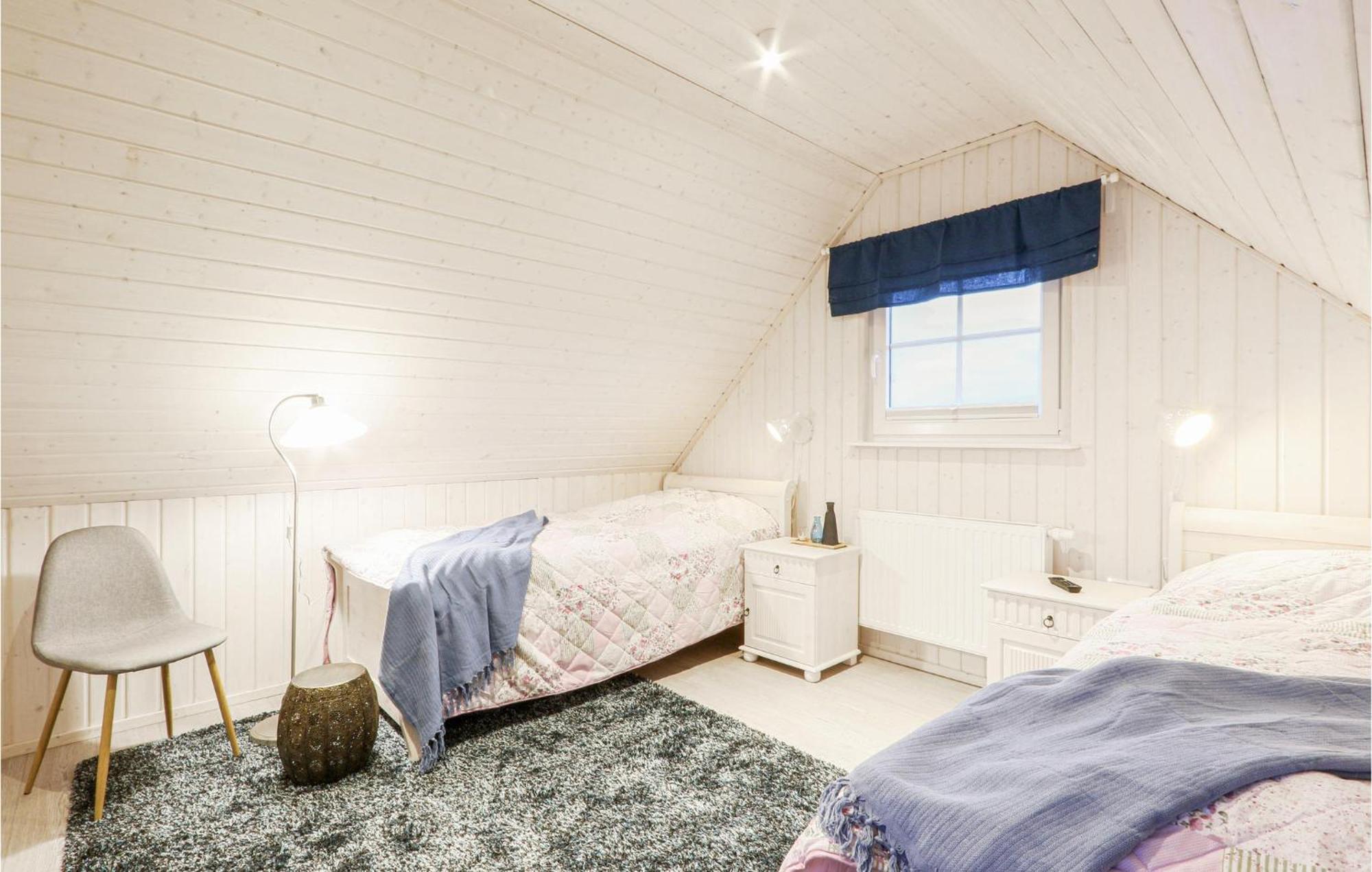 2 Bedroom Stunning Home In Zerpenschleuse Eksteriør billede