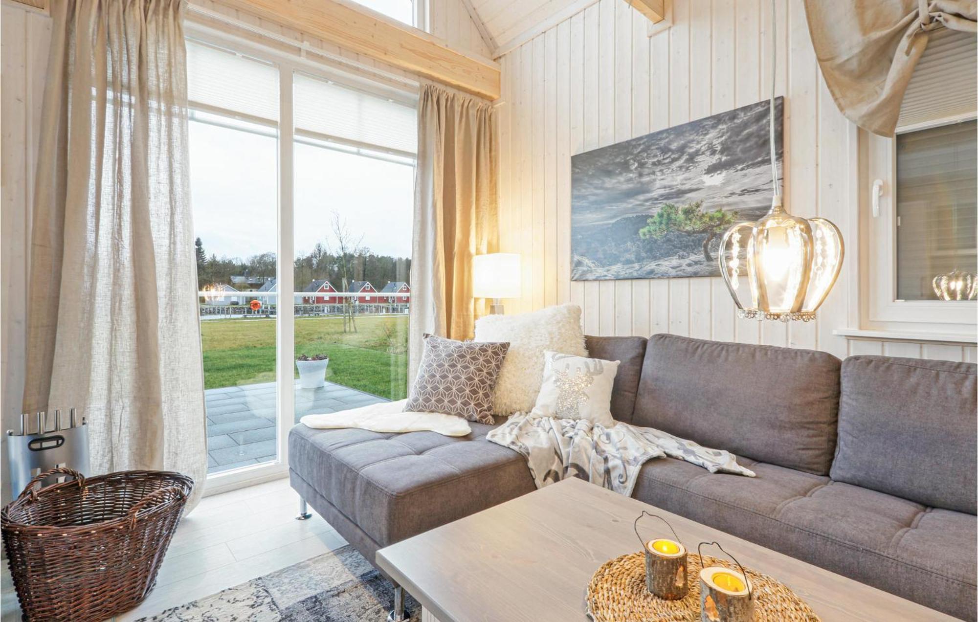 2 Bedroom Stunning Home In Zerpenschleuse Eksteriør billede
